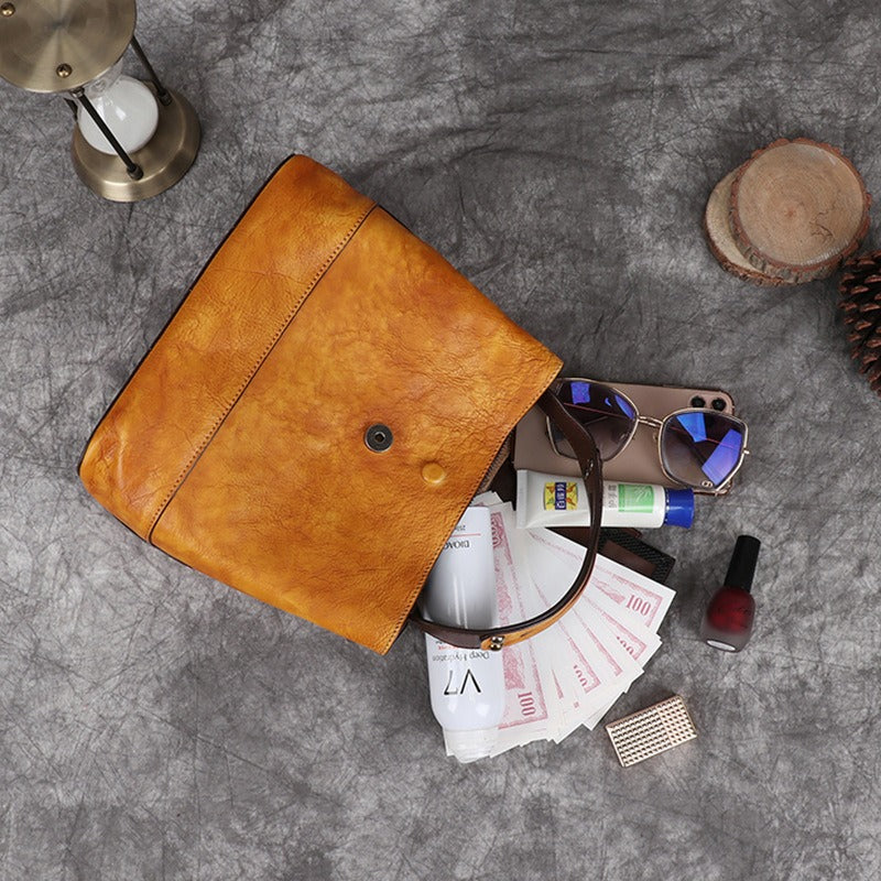 Retro Style Leather Women's Bag