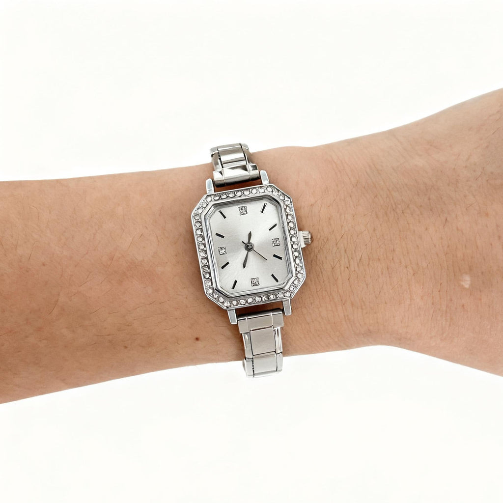 Stylish Square Watch For Women With A Chic Diamond-embellished DesignDIY Customizable