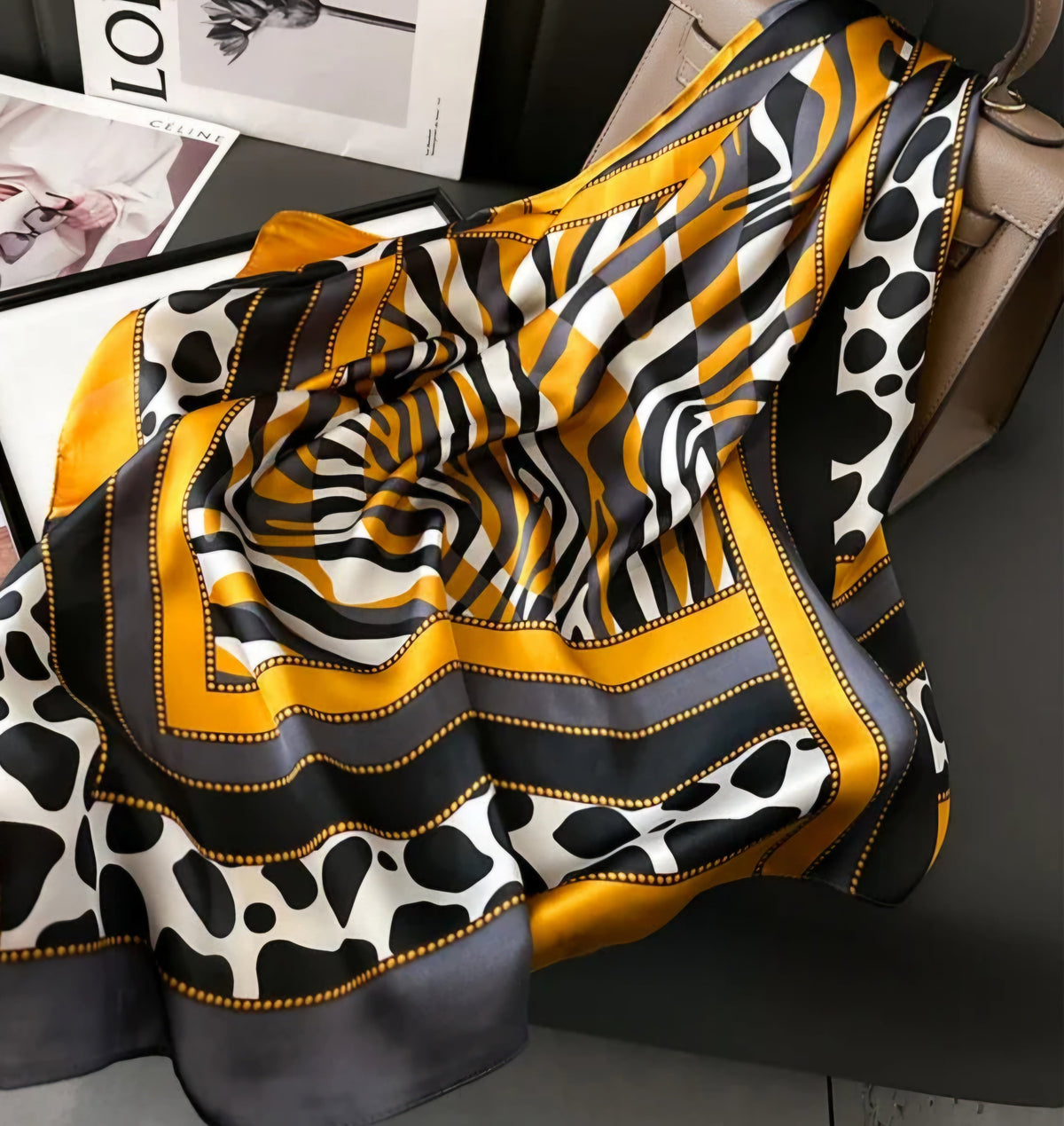 LEOPARD PRINT SCARF