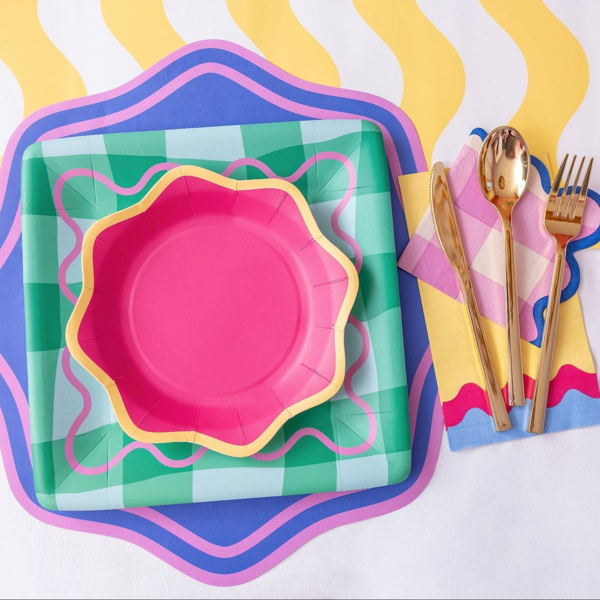 Colorwave Dessert Plates (10 ct, 5 colors)