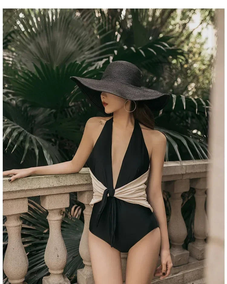 Women Sun Hat Big Eaves Waves Beach Cap Ladies Hat Big Brim Sun Visors UV Cut Bucket Panama Cap Foldable Straw Sunscreen Vintage