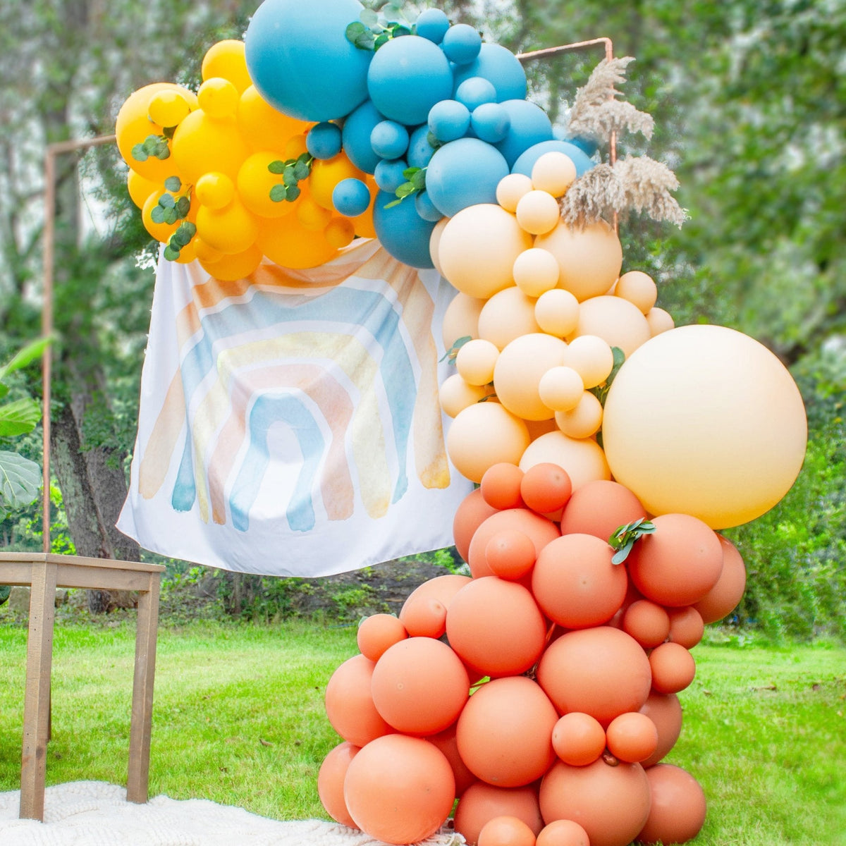 Retro Rainbow Balloon Garland Kit – Blue & Orange