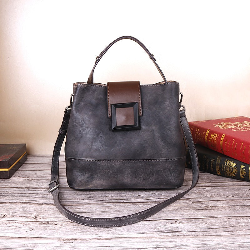 Retro Style Leather Women's Bag