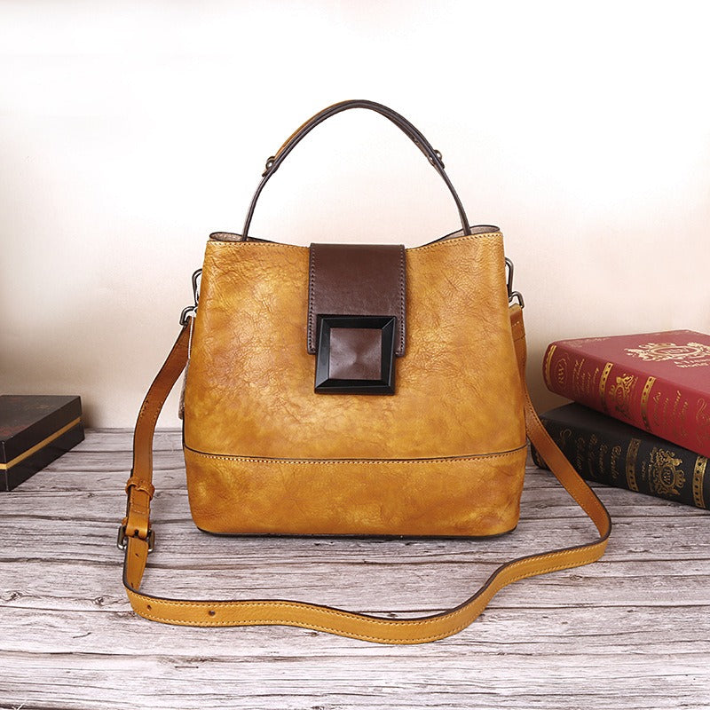 Retro Style Leather Women's Bag