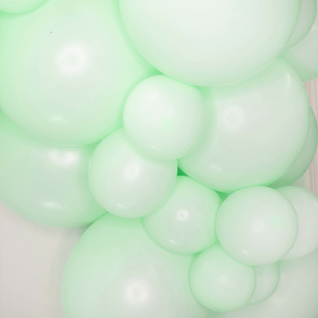 Pastel Green - Kiwi Kiss Balloon Garland