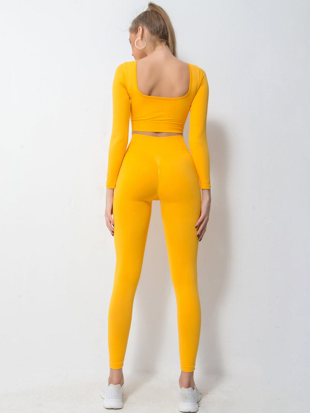 V-Neck Seamless Activewear Set (2-Piece)