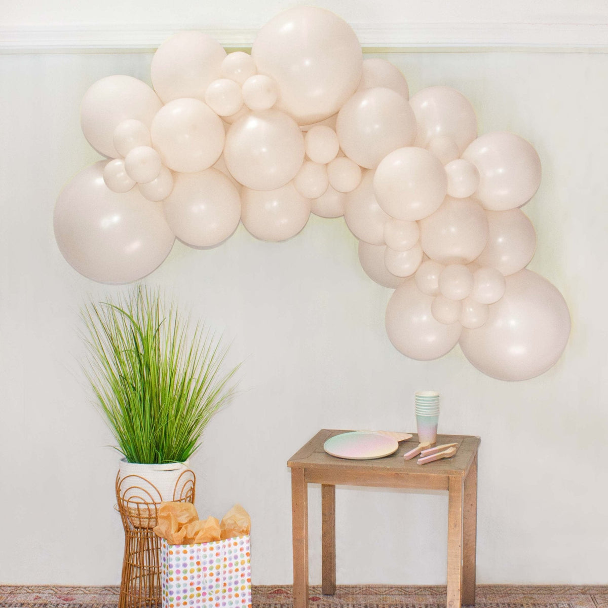 White Sand Balloon Garland Kit – 5ft Neutral Decor